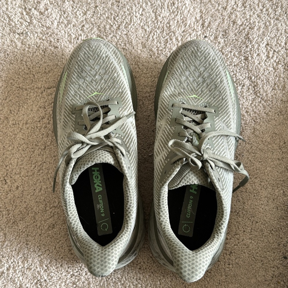 Hoka Clifton 9